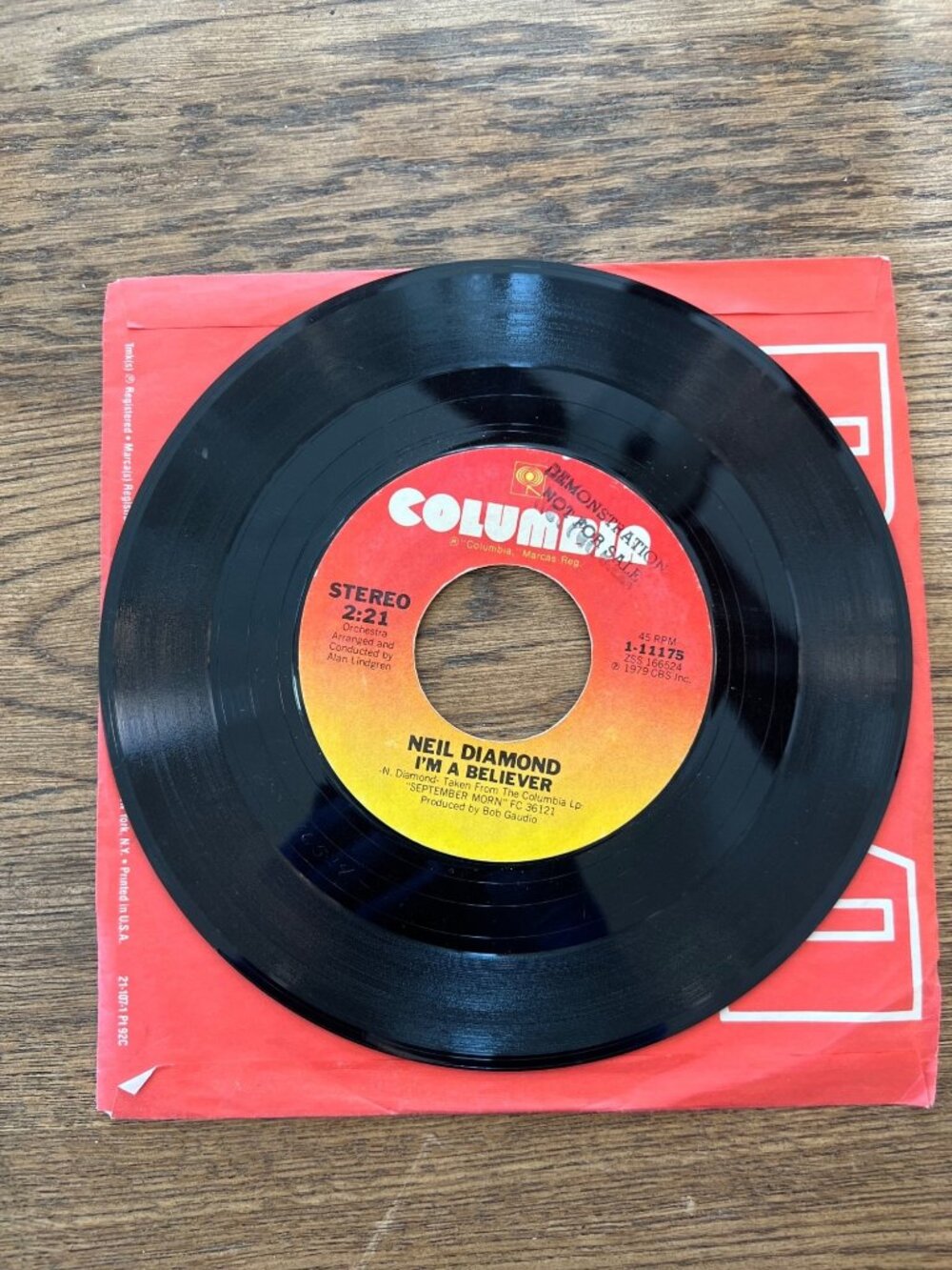 Neil Diamond - September Morn / Im A Believer Columbia 7" 45 RPM 1-11175 1979
